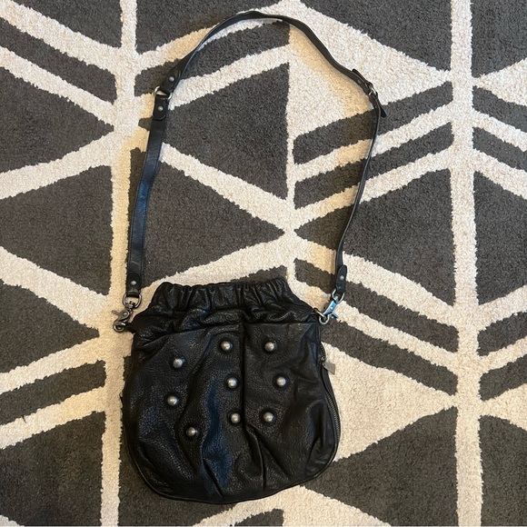 Botkier Black Leather Bucket Shoulder Bag Grommets Crossbody Adjustable - Picture 6 of 15